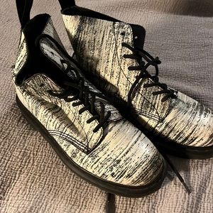 Black and white Doc Martens - like new.